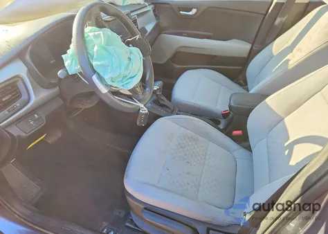 2020 Kia Rio Lx z USA, uszkodzony, nr VIN 3KPA24AD9LE319593